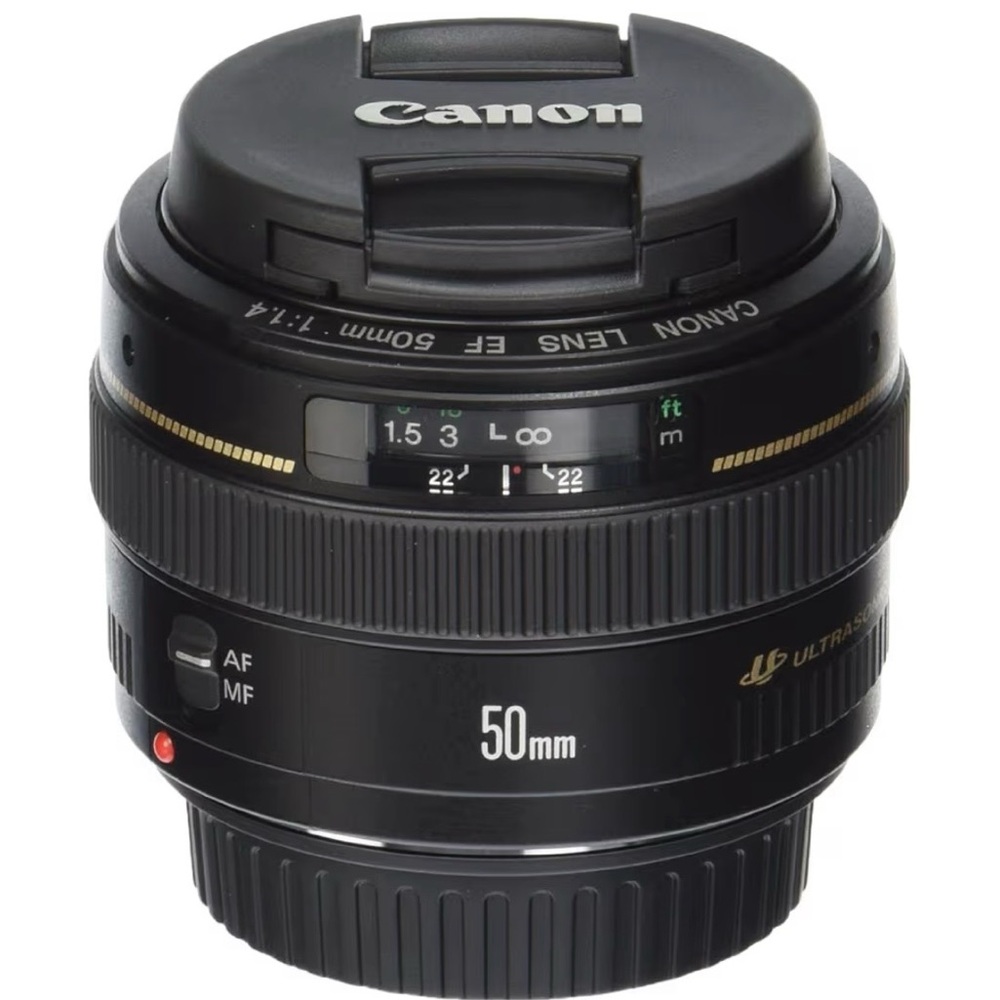 Canon EF-S 50mm 1:1.4 Camera lens